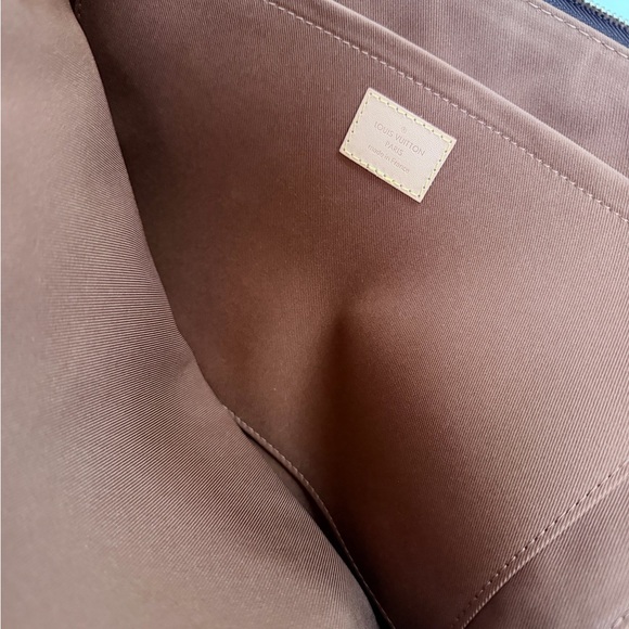 Louis Vuitton Document Brown Pochette - Picture 5 of 6